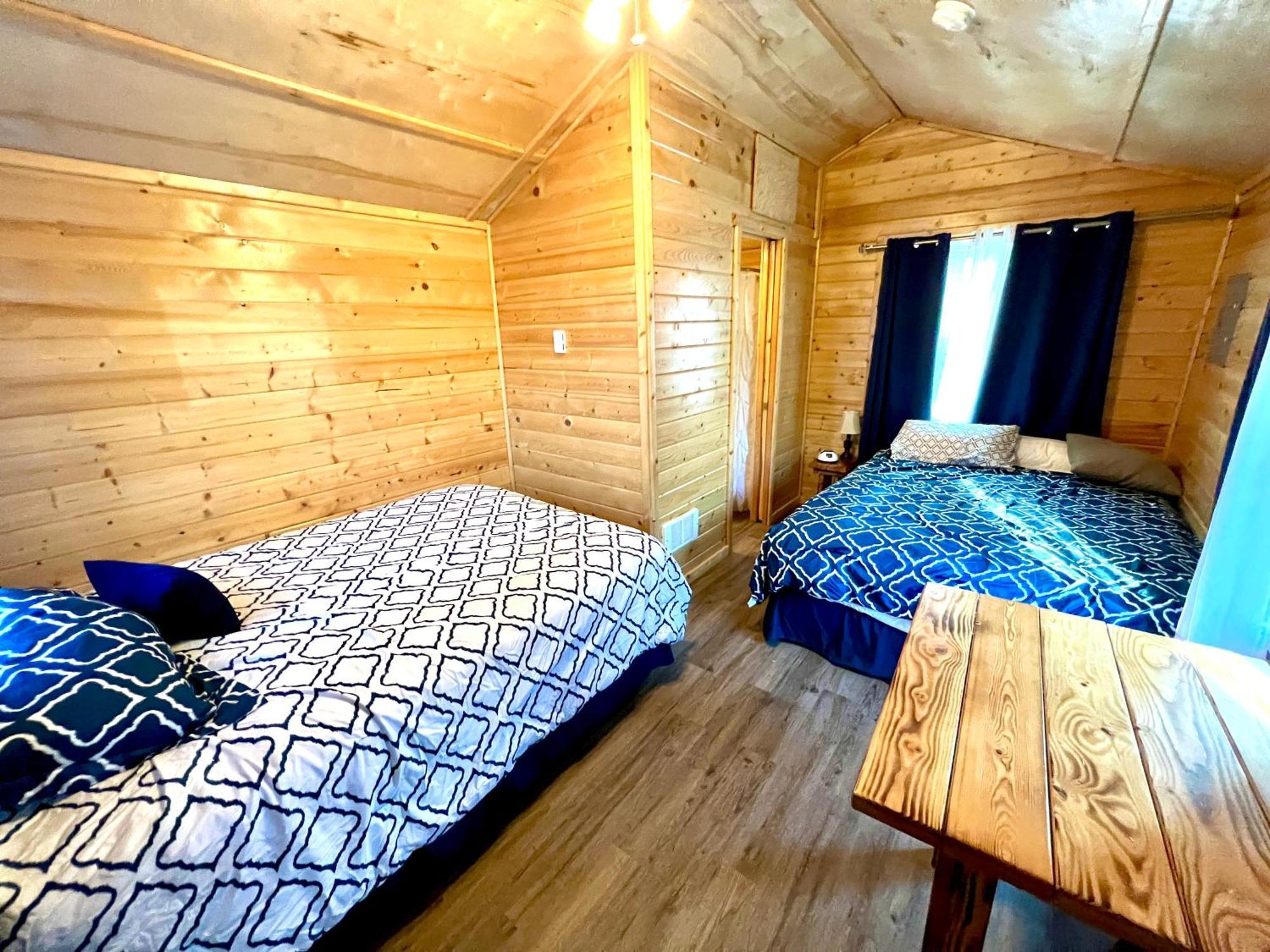 Triple G'S Resort - Cabin 8 Pinnacle Pokoj fotografie